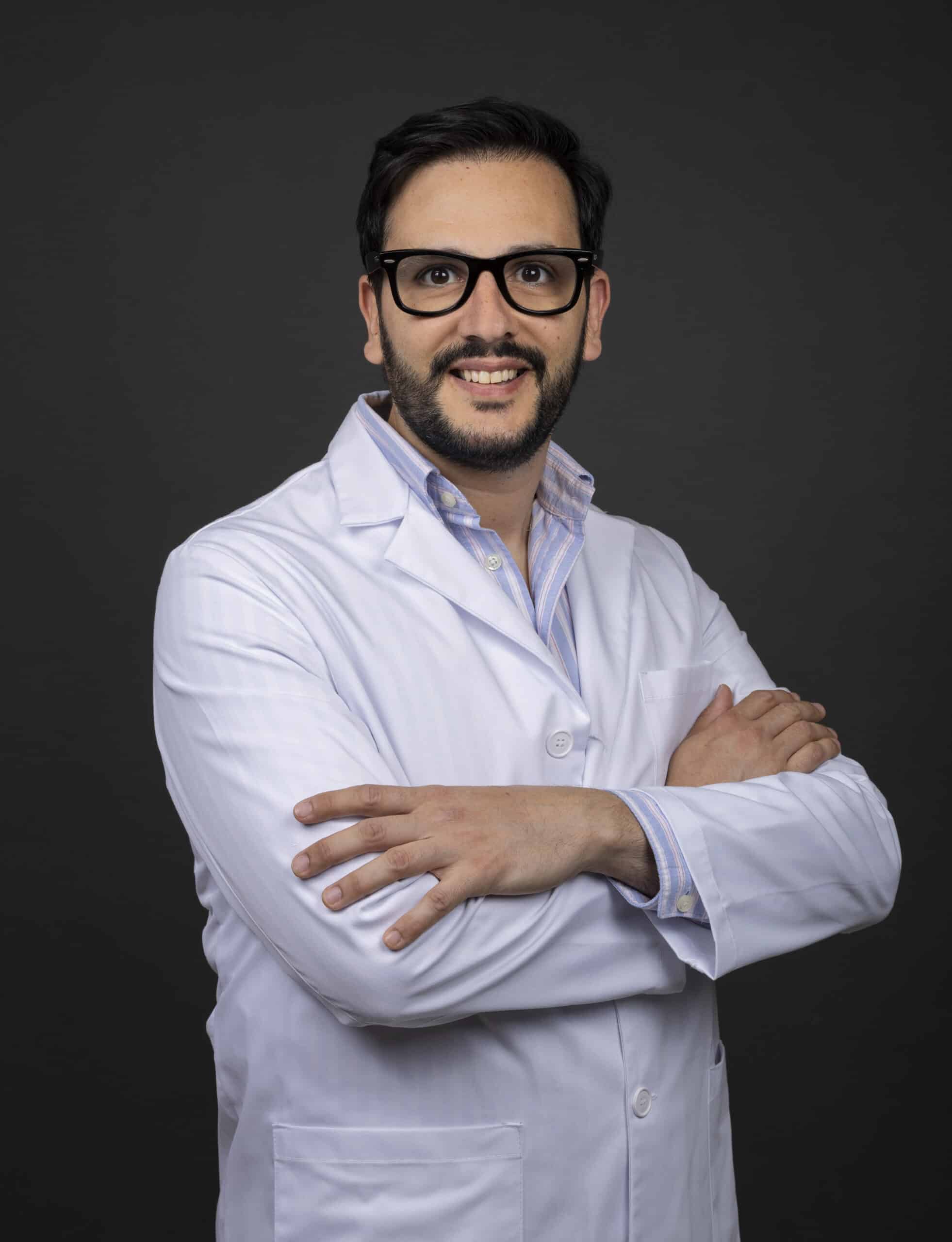 Dr. Víctor Malfussi médico especializado en cirugía y armonización facial en Madrid